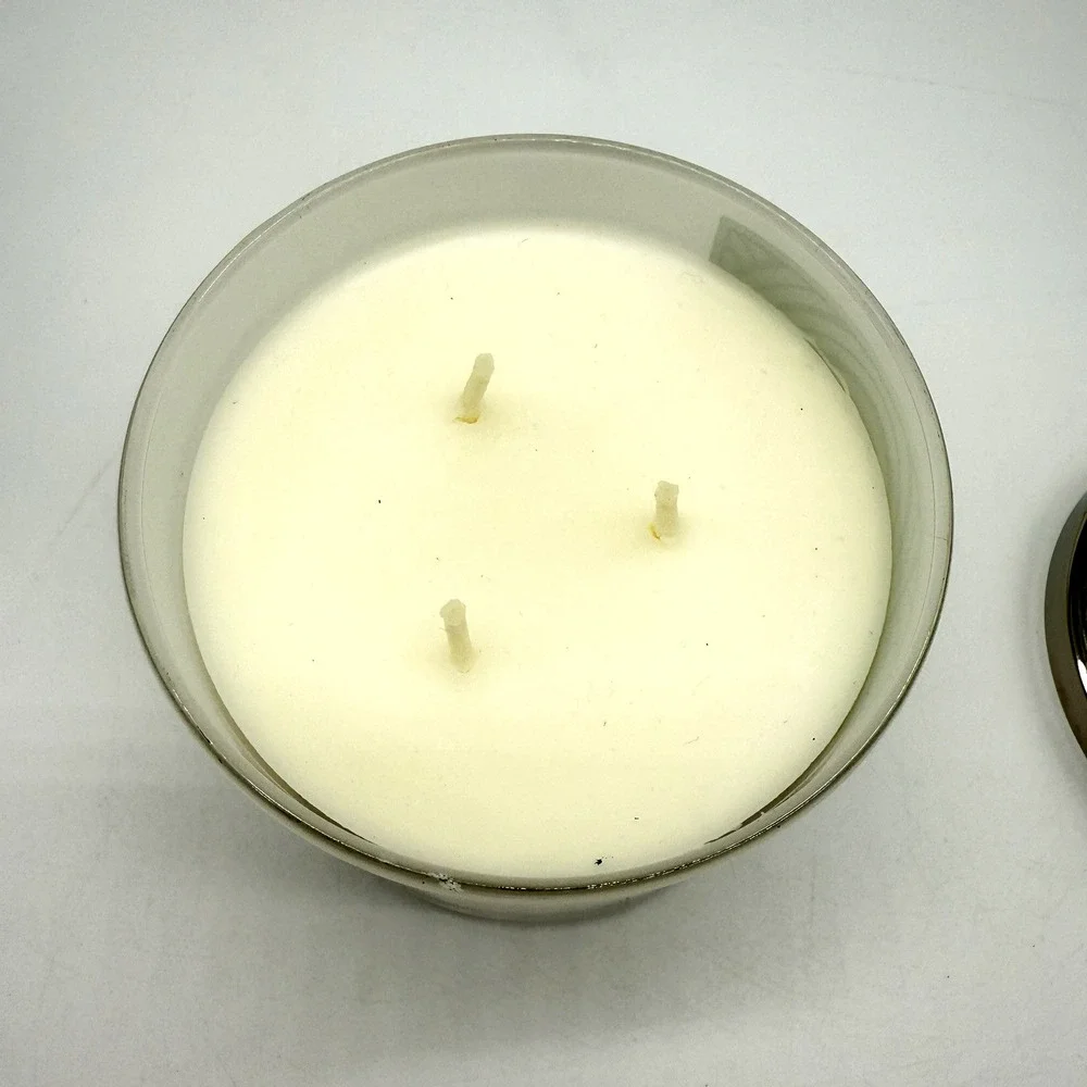Bath & Body Works Candle VIVID EMERALD 3 Wick Candle 14.5 oz. New - Picture 5 of 5